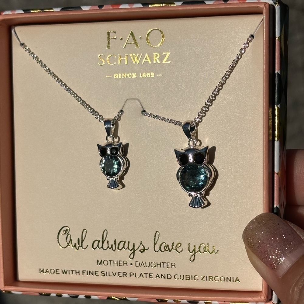 FAO Schwarz Mother Daughter Owl Necklace Set Silver Plate Cubic Zirconia Gift